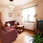 Dom wakacyjny Mirela By Interhome *