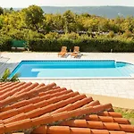 Сasa de vacaciones Mirela By Interhome Trget