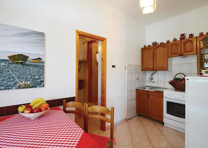 Mirela By Interhome Trget