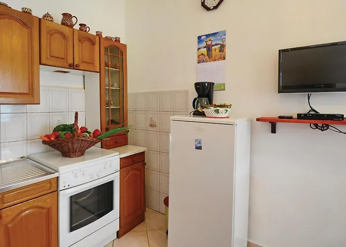 Mirela By Interhome בית נופש Trget
