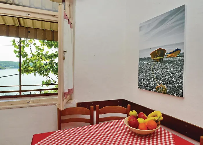 Mirela By Interhome Trget