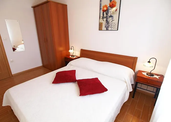 Semesterbostad Mirela By Interhome *