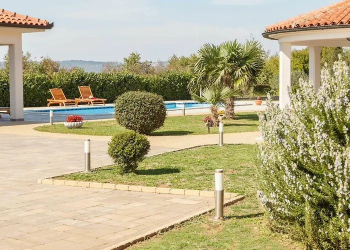 Mirela By Interhome Trget